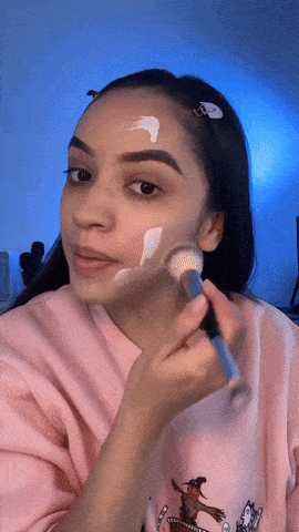 Fond de ten Magic Adaptiv 4-în-1 SPF 50+ – Potrivire Instantă a Culorii